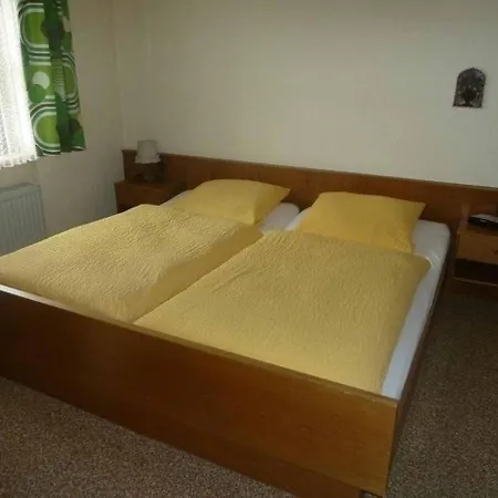 Bruckmayer Apartment *